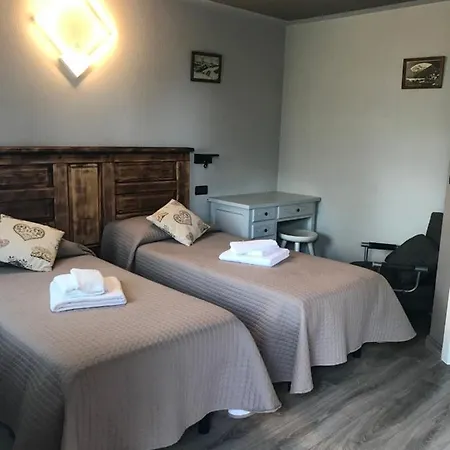 Hotel Chacaril 2*