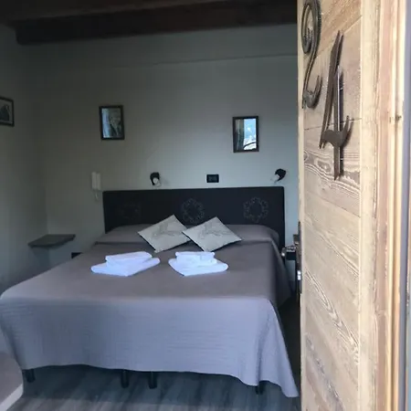 Hotel Chacaril 2*