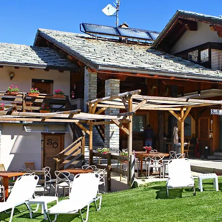 Chacaril Hotel 2*