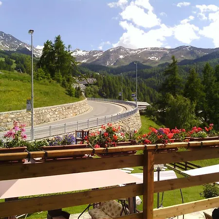 Ξενοδοχείο Chacaril Pila (Valle d'Aosta)