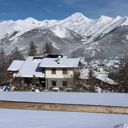 Chacaril Hotel Pila (Valle d'Aosta)